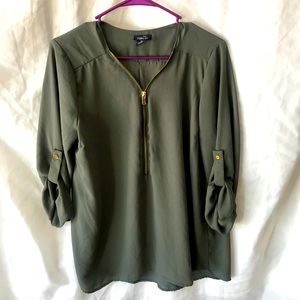 Women’s dress shirt